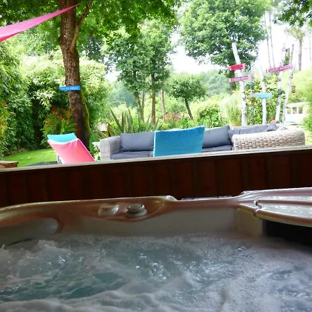 Holiday home Maison Boheme Piscine Chauffee Et Spa Sur Le Bassin D Arcachon - Au Calme Lanton